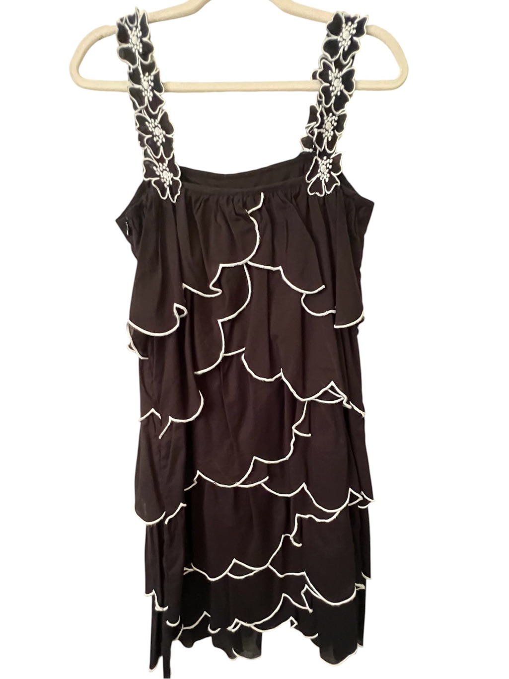 Love Moschino Black White Mini Scallop Tier Mini Dress Floral Embroidered Strap
